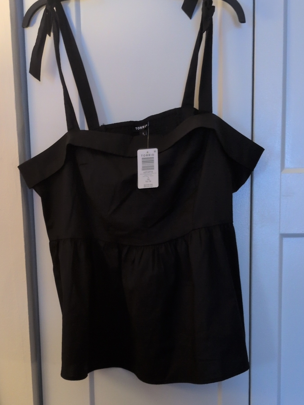 torrid Black Off-Shoulder Tie-Shoulder Peplum Camisole